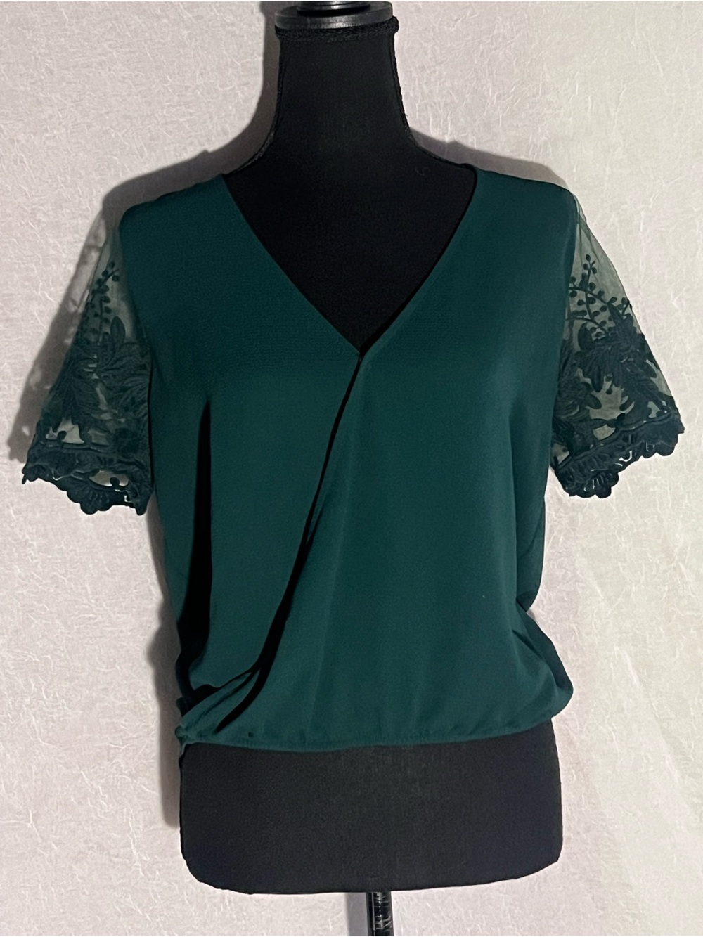 Haute Monde Deep emerald V-Neck Lace Sleeve Blouse